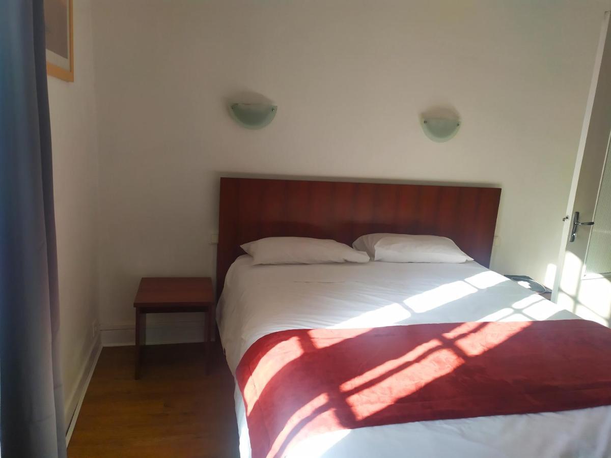 Hotel Le Postillon Pau Ngoại thất bức ảnh