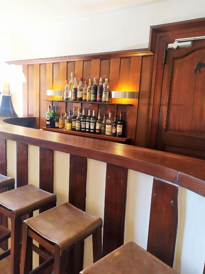 Hotel Le Postillon Pau Ngoại thất bức ảnh